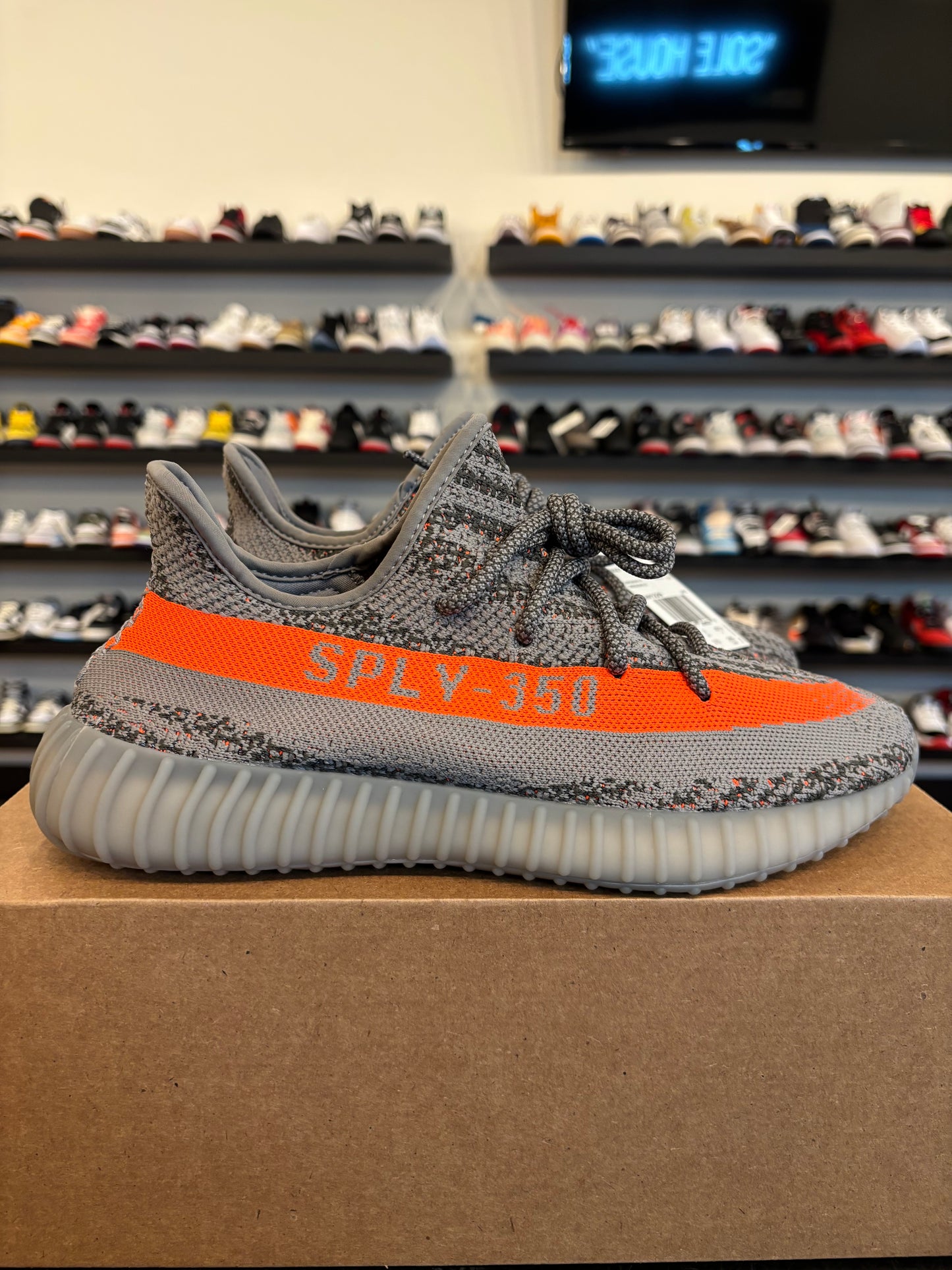 Yeezy 350 V2 Beluga Reflective Size 9.5 Brand New (No Box)