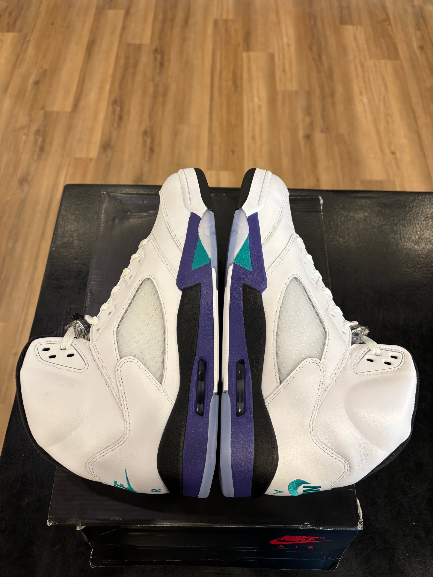 Jordan 5 Grape Size 13 Pre-Owned