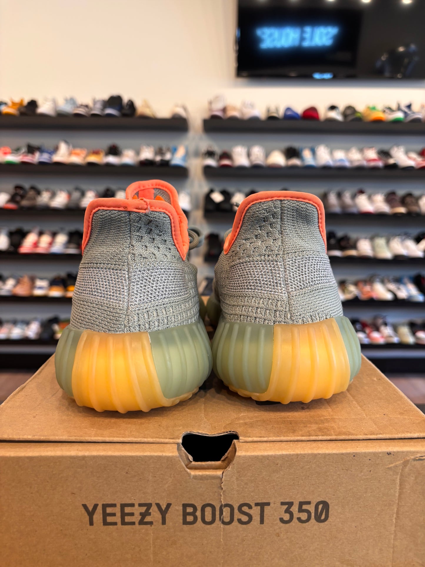 Yeezy 350 V2 Desert Sage Size 10 Pre-Owned