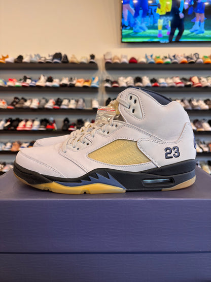 Jordan 5 A Ma Maniere Dawn Size 10.5 (12W) Pre-Owned