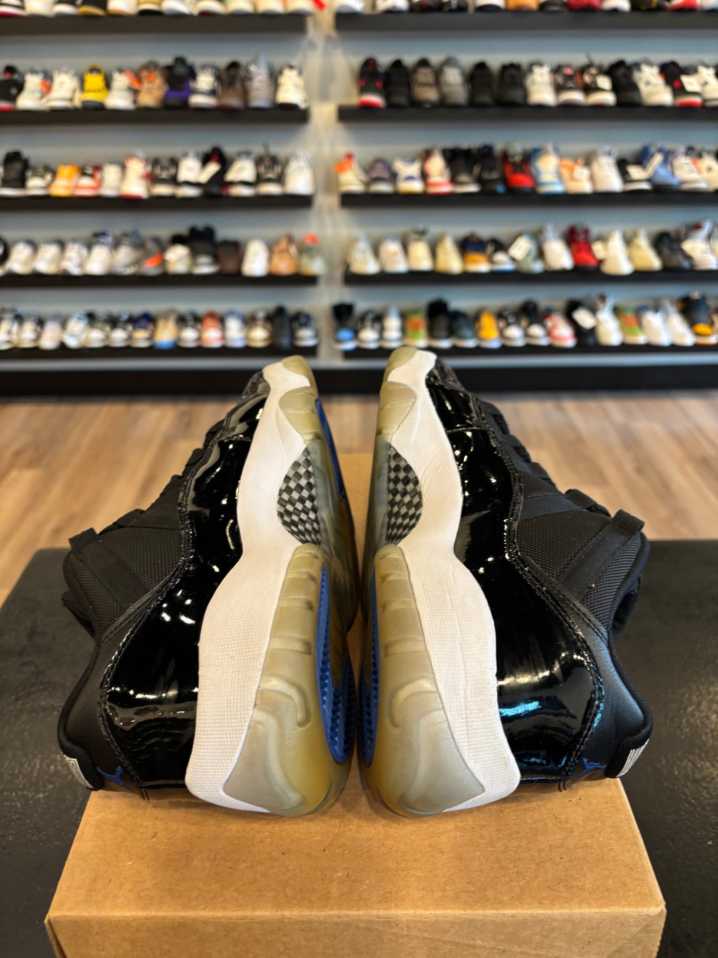 Jordan 11 Low Space Jam Size 9 Pre-Owned (No Box)