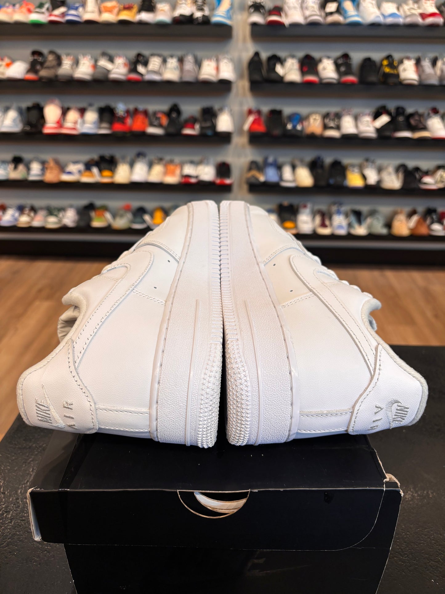 Nike Air Force 1 Low Supreme White Size 8 Pre-Owned
