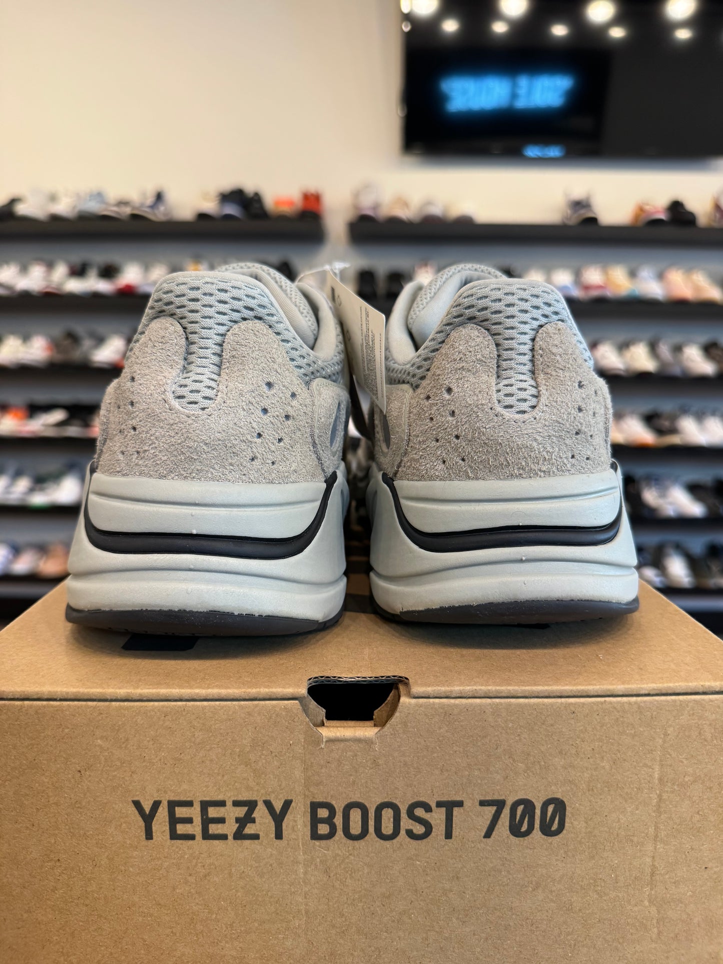 Yeezy 700 Salt Size 10 Brand New