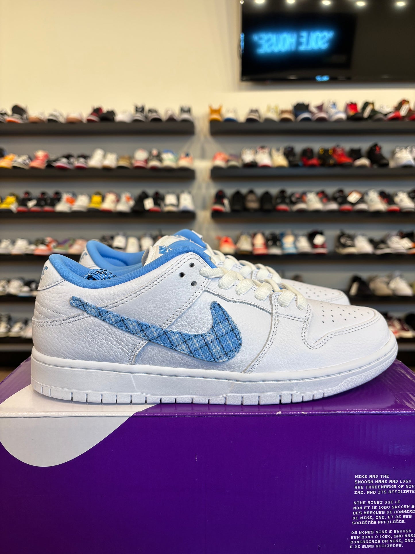 Nike SB Dunk Low Nicole Hause Size 9.5 Brand New