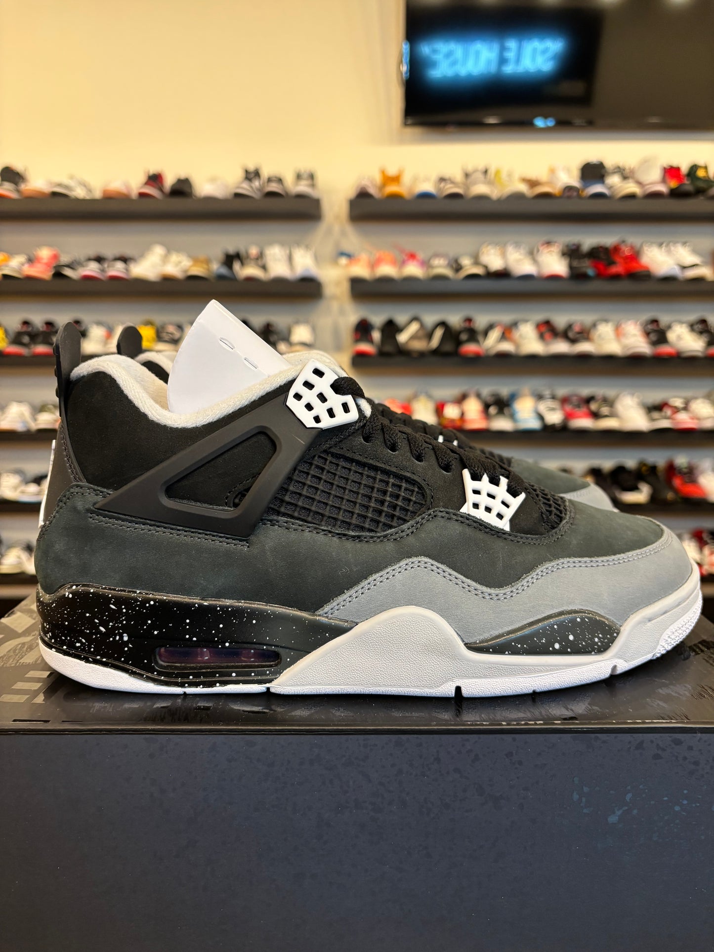 Jordan 4 Fear 2024 Size 11 Brand New