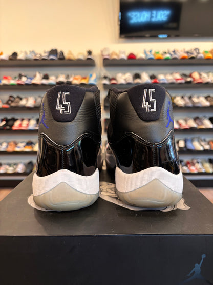 Jordan 11 Space Jam Size 10.5 Pre-Owned