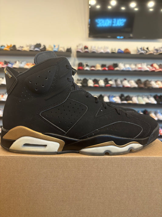 Jordan 6 Defining Moment Size 12 Pre-Owned (No Box)