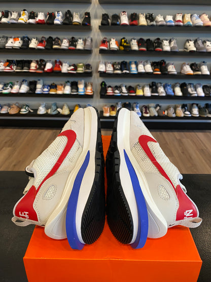 Nike Sacai Vaporwaffle Fuchsia Game Royal Size 12 Brand New