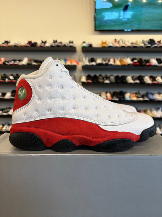 Jordan 13 Chicago 2017 Size 10 Pre-Owned