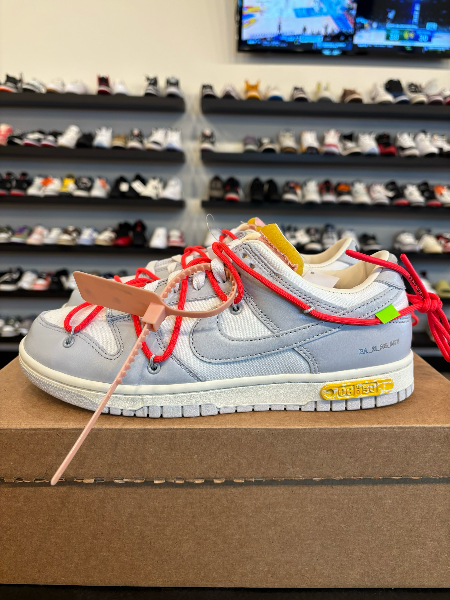 Nike Off-White Dunk Low Lot 6 Size 8.5 Brand New (No Box)