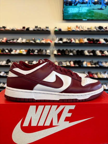 Nike Dunk Low Team Red Size 9.5 Pre-Owned