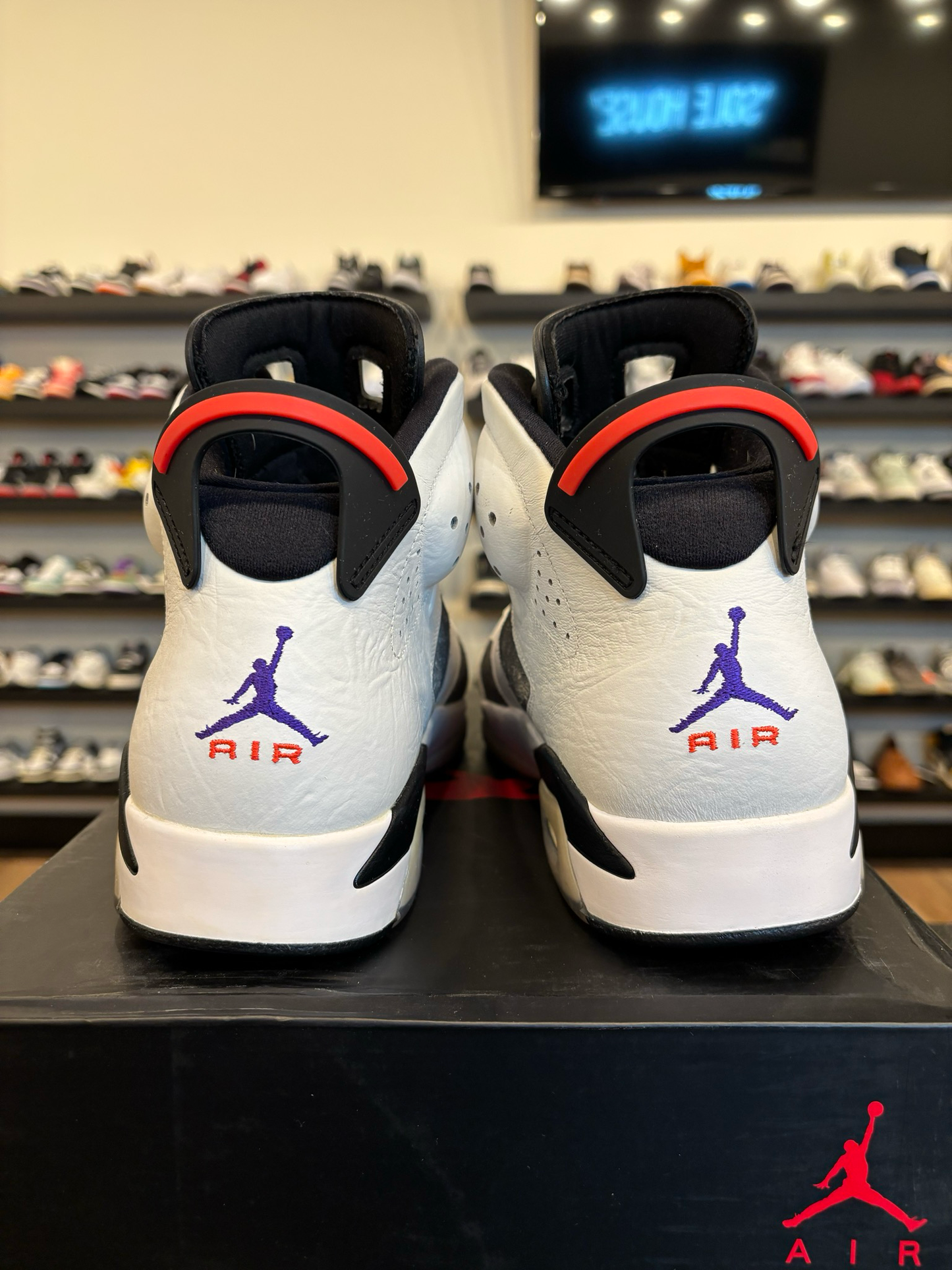 Jordan 6 Flight Nostalgia Size 11.5 Pre-Owned