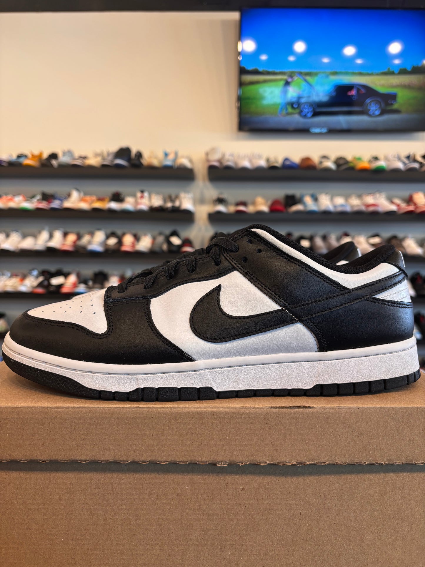 Nike Dunk Low Panda Size 12 Pre-Owned (No Box)