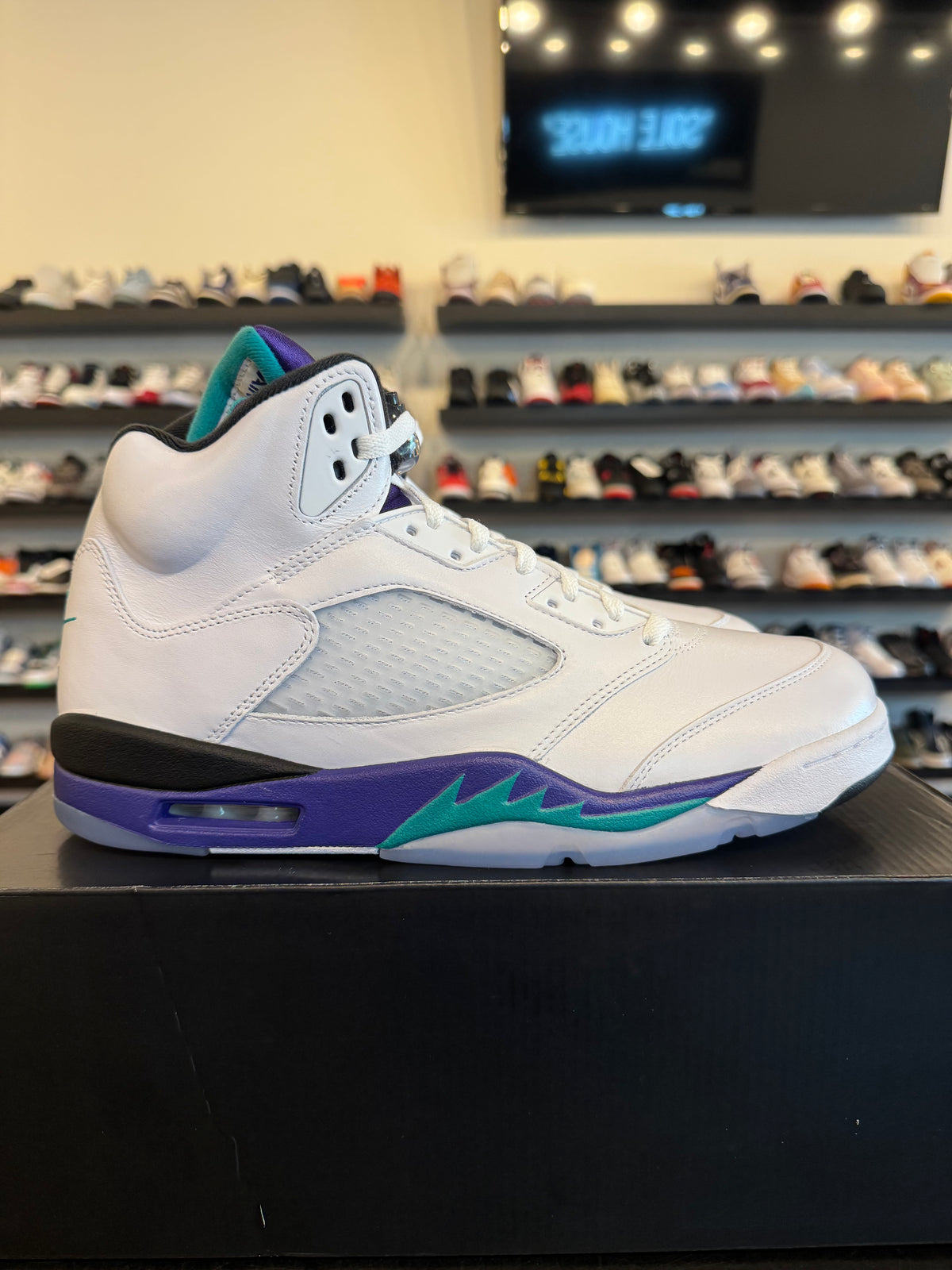 Jordan 5 Grape 2025 Size 12 Brand New
