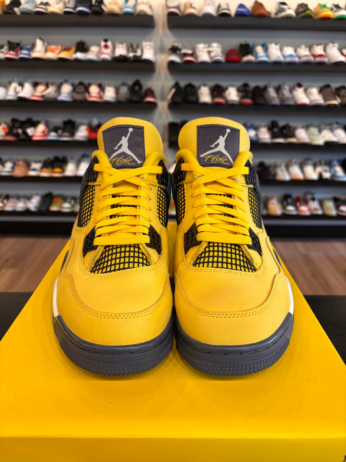 Jordan 4 Lightning Size 11.5 Pre-Owned