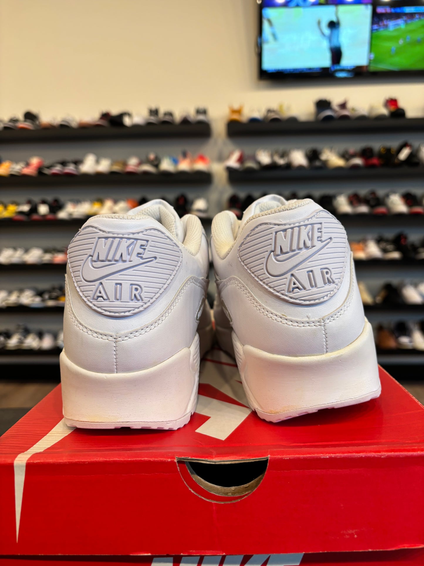Nike Air Max 90 White Leather Size 9 Brand New