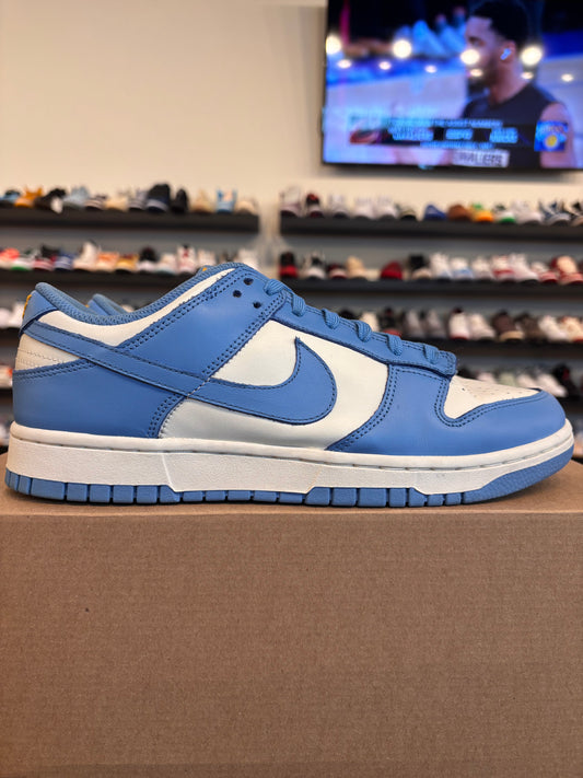 Nike Dunk Low UNC Size 9 Pre-Owned (No Box)