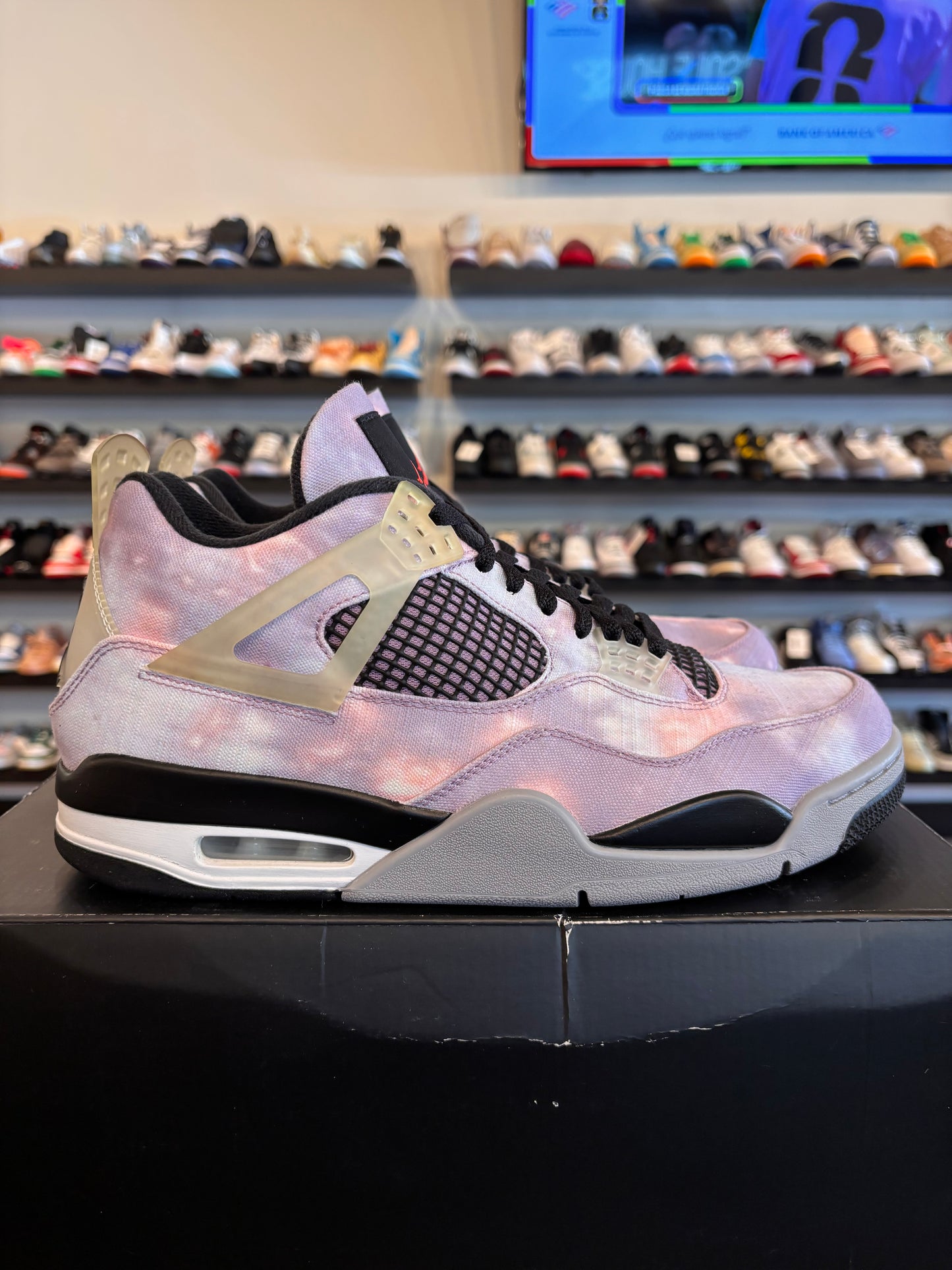 Jordan 4 Zen Master Size 11 Pre-Owned
