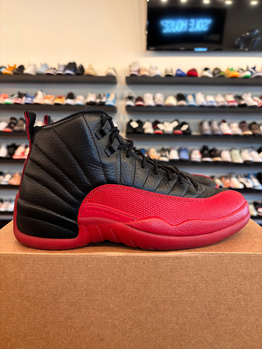 Jordan 12 Flu Game Size 9 Pre-Owned (No Box)