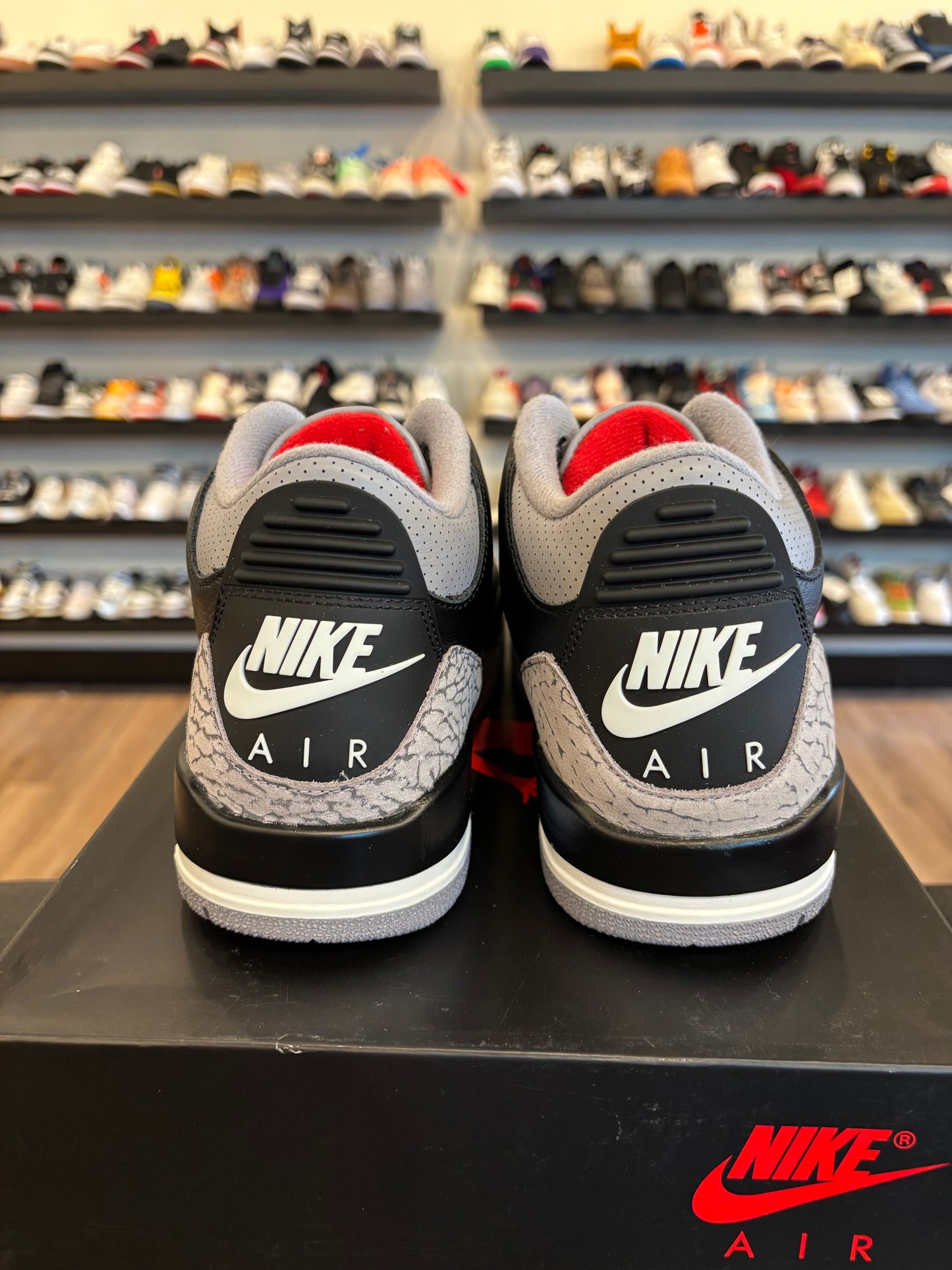 Jordan 3 Black Cement Size 8 Pre-Owned