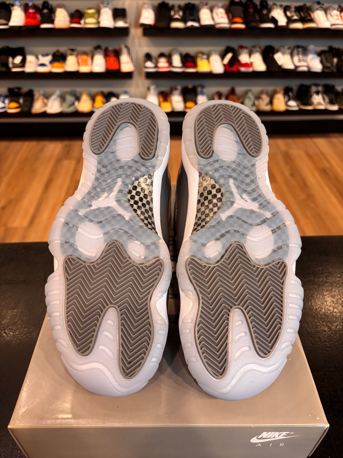 Jordan 11 Cool Grey 2021 Size 8 Brand New