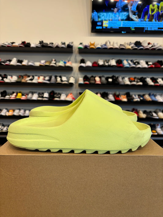 Yeezy Slide Glow Size 12 Pre-Owned