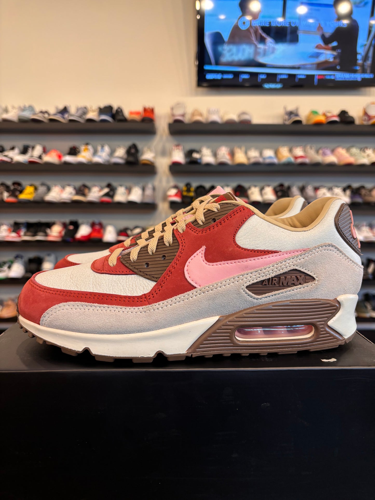 Nike Air Max 90 Bacon Size 10.5 Pre-Owned (Half Box)