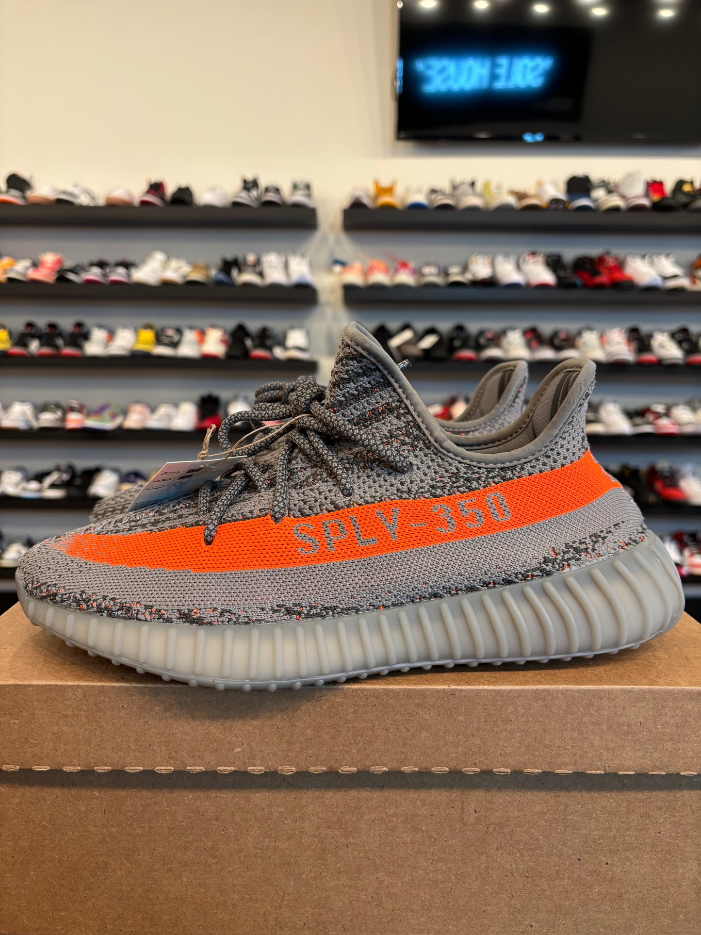 Yeezy 350 V2 Beluga Reflective Size 9.5 Brand New (No Box)