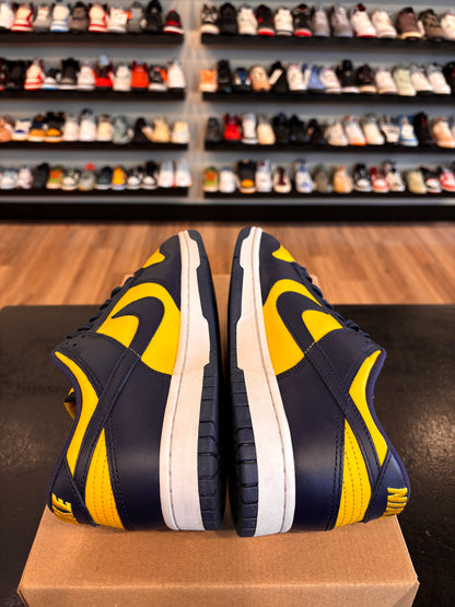 Nike Dunk Low Michigan Size 9 Pre-Owned (No Box)