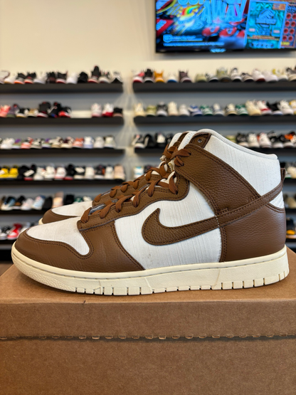 Nike Dunk High Vintage Brown Sail Size 10.5 Pre-Owned (No Box)