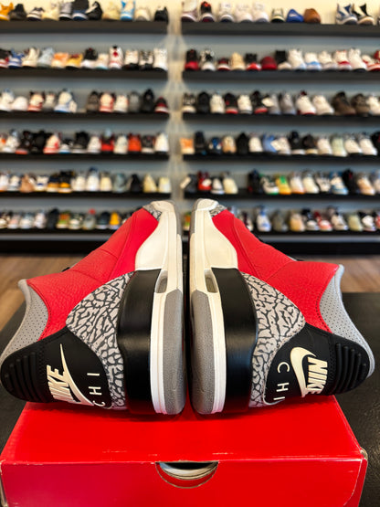 Jordan 3 Unite Chi Size 9 Pre-Owned
