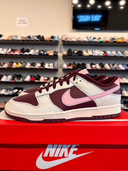 Nike Dunk Low Valentine's Day Size 10.5 Brand New