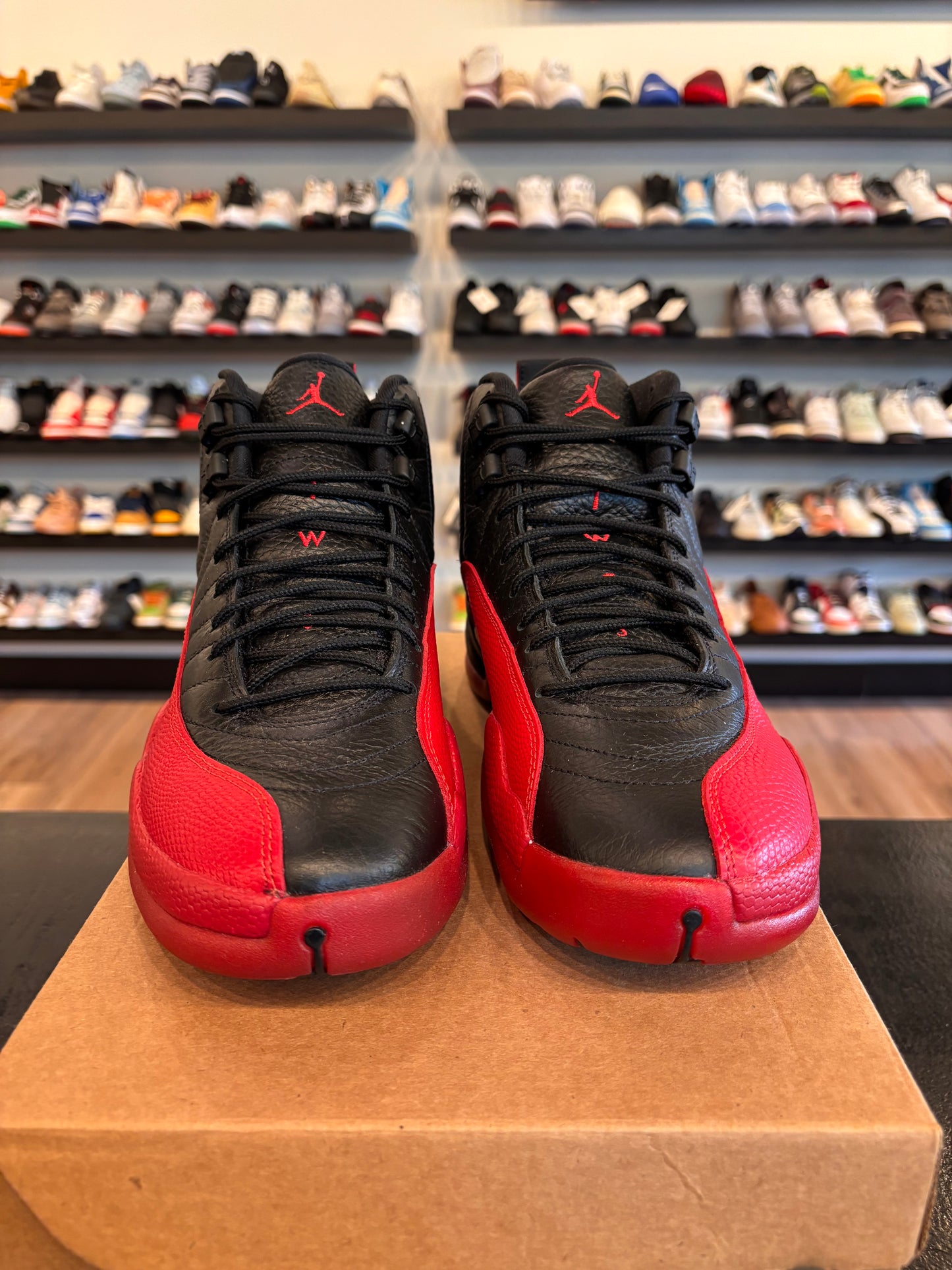 Jordan 12 Flu Game Size 9 Pre-Owned (No Box)