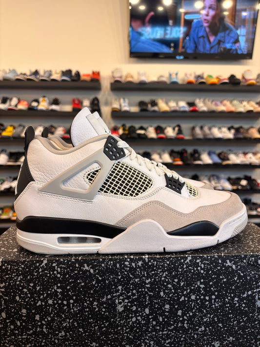 Jordan 4 Military Black Size 10.5 Pre-Owned