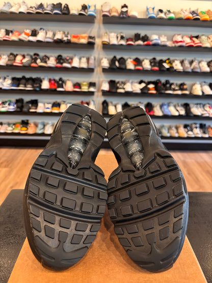 Nike Air Max 95 Triple Black Size 8.5 Pre-Owned (No Box)