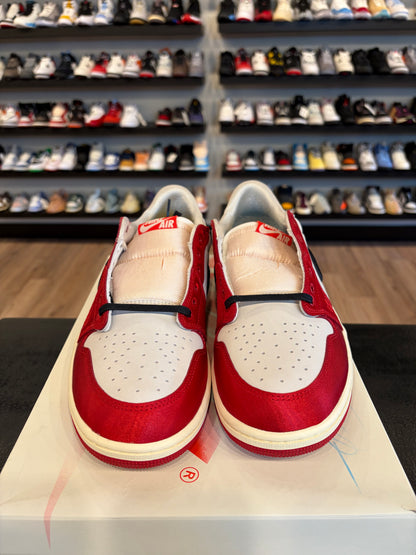 Jordan 1 Low Trophy Room Size 13 Brand New