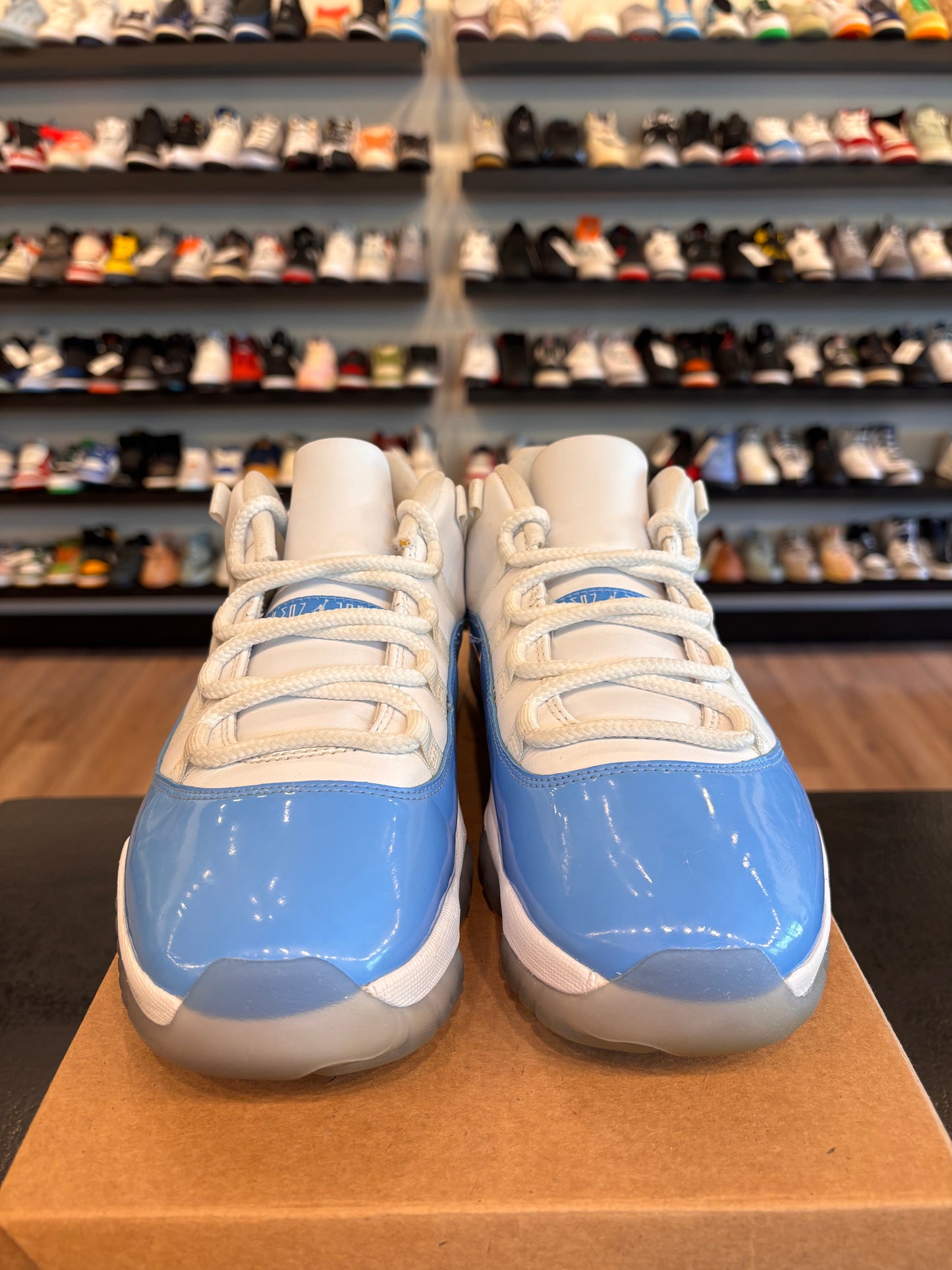 Jordan 11 Low UNC 2017 Size 9.5 Pre-Owned (No Box)