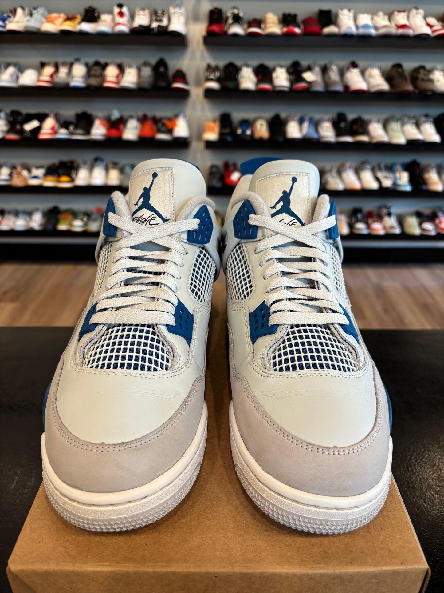Jordan 4 Military Blue Size 13 Pre-Owned (No Box)