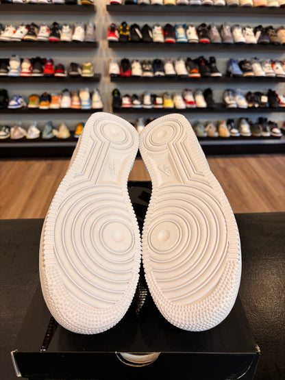 Nike Air Force 1 Low Supreme Triple White Size 9.5 Brand New
