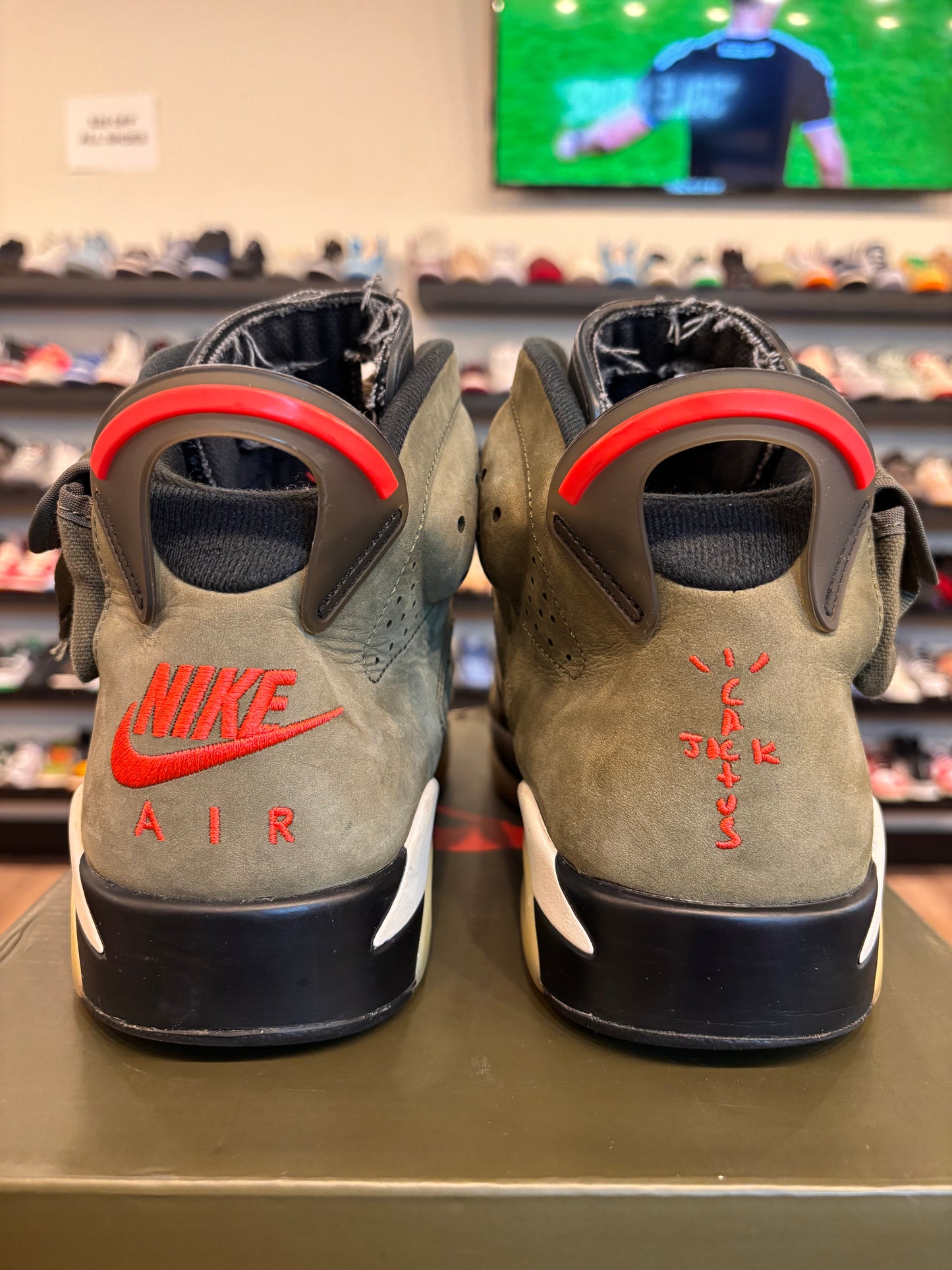 Jordan 6 Travis Scott Size 10.5 Pre-Owned
