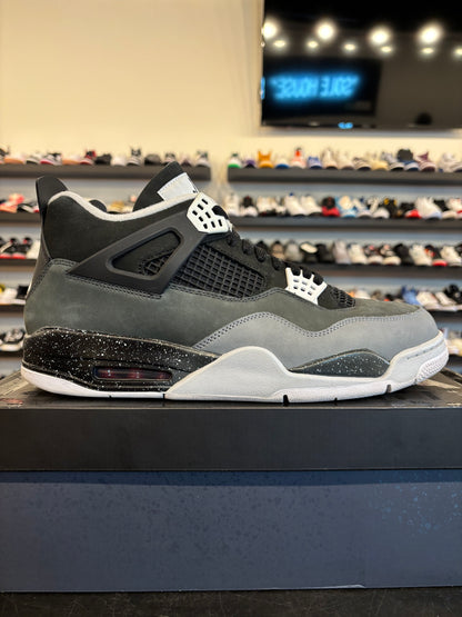 Jordan 4 Fear Size 14 Pre-Owned