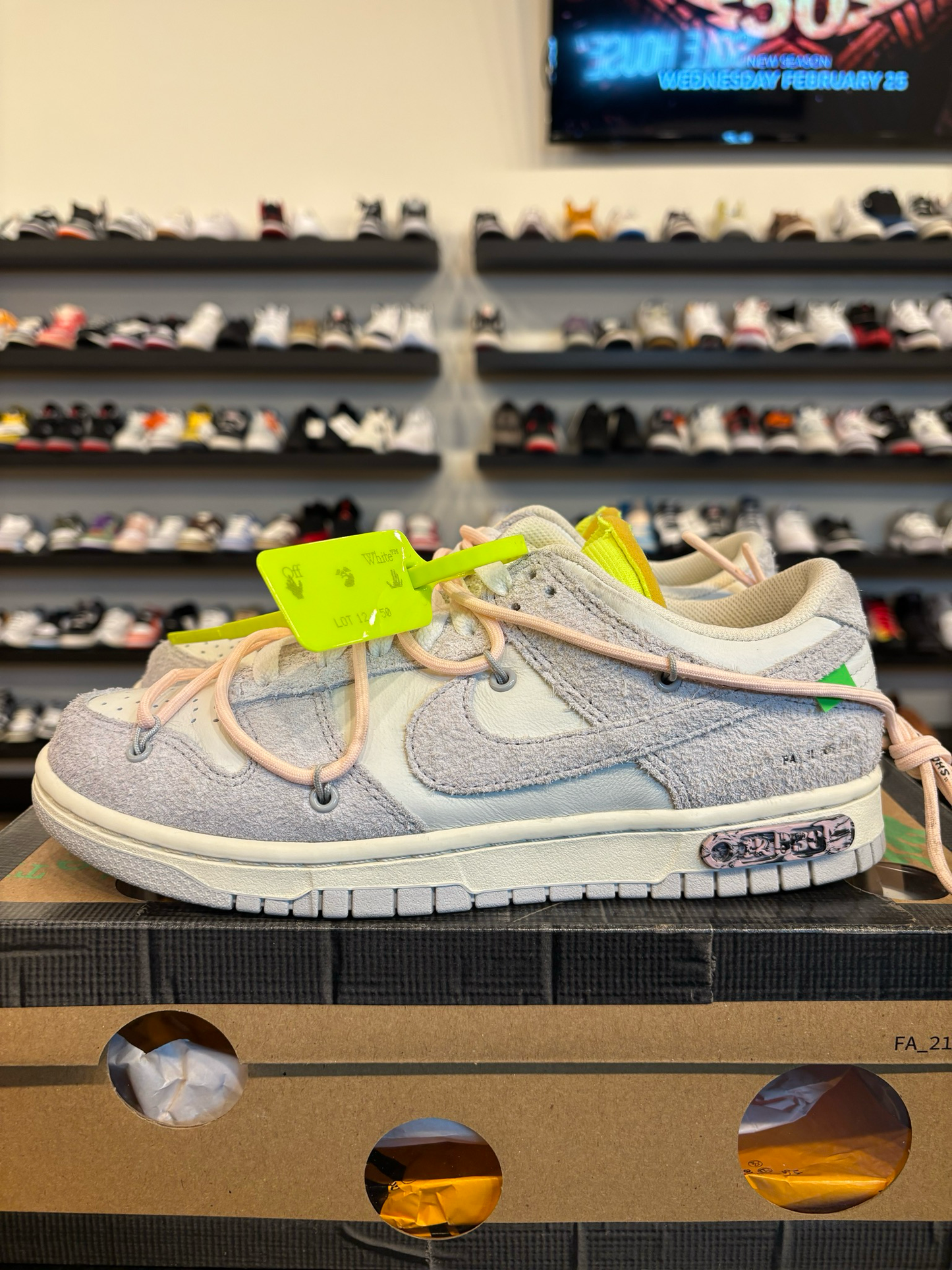 Nike Dunk Low Off-White Lot 12 Size 7 (8.5W) Pre-Owned