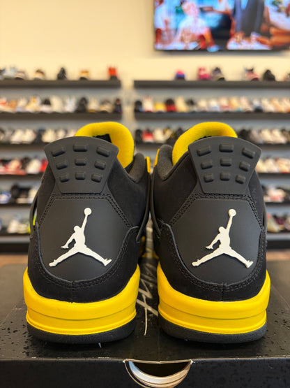 Jordan 4 Yellow Thunder Size 6.5Y (8W) Pre-Owned
