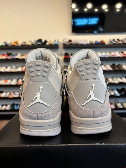 Jordan 4 Frozen Moment Size 10 (11.5W) Pre-Owned