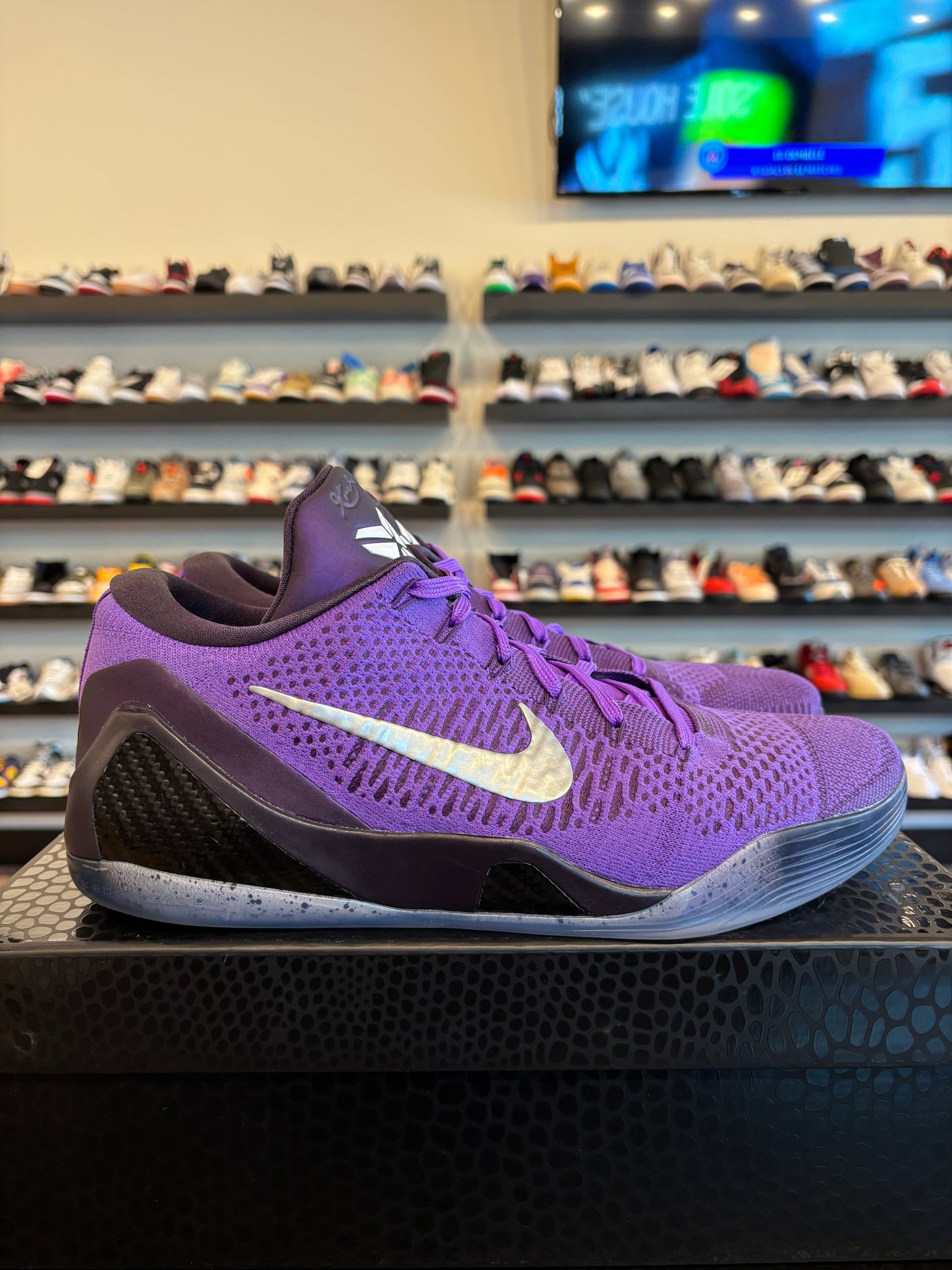 Nike Kobe 9 Protro Moon Walker Size 13 Pre-Owned