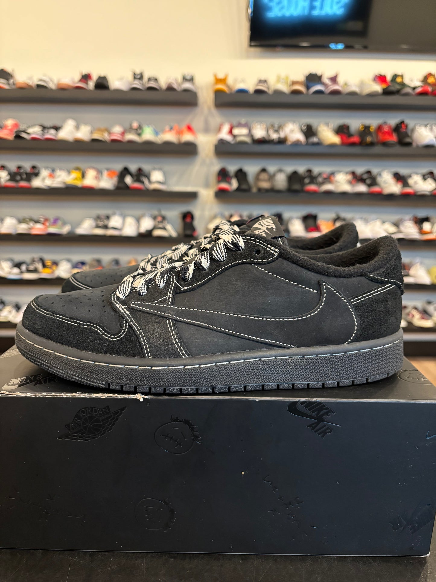 Jordan 1 Low Travis Scott Phantom Size 9 Pre-Owned