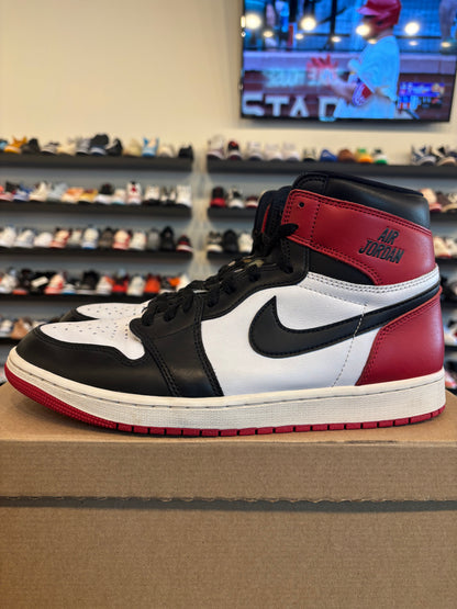 Jordan 1 Reimagined Black Toe Size 11.5 Pre-Owned (No Box)