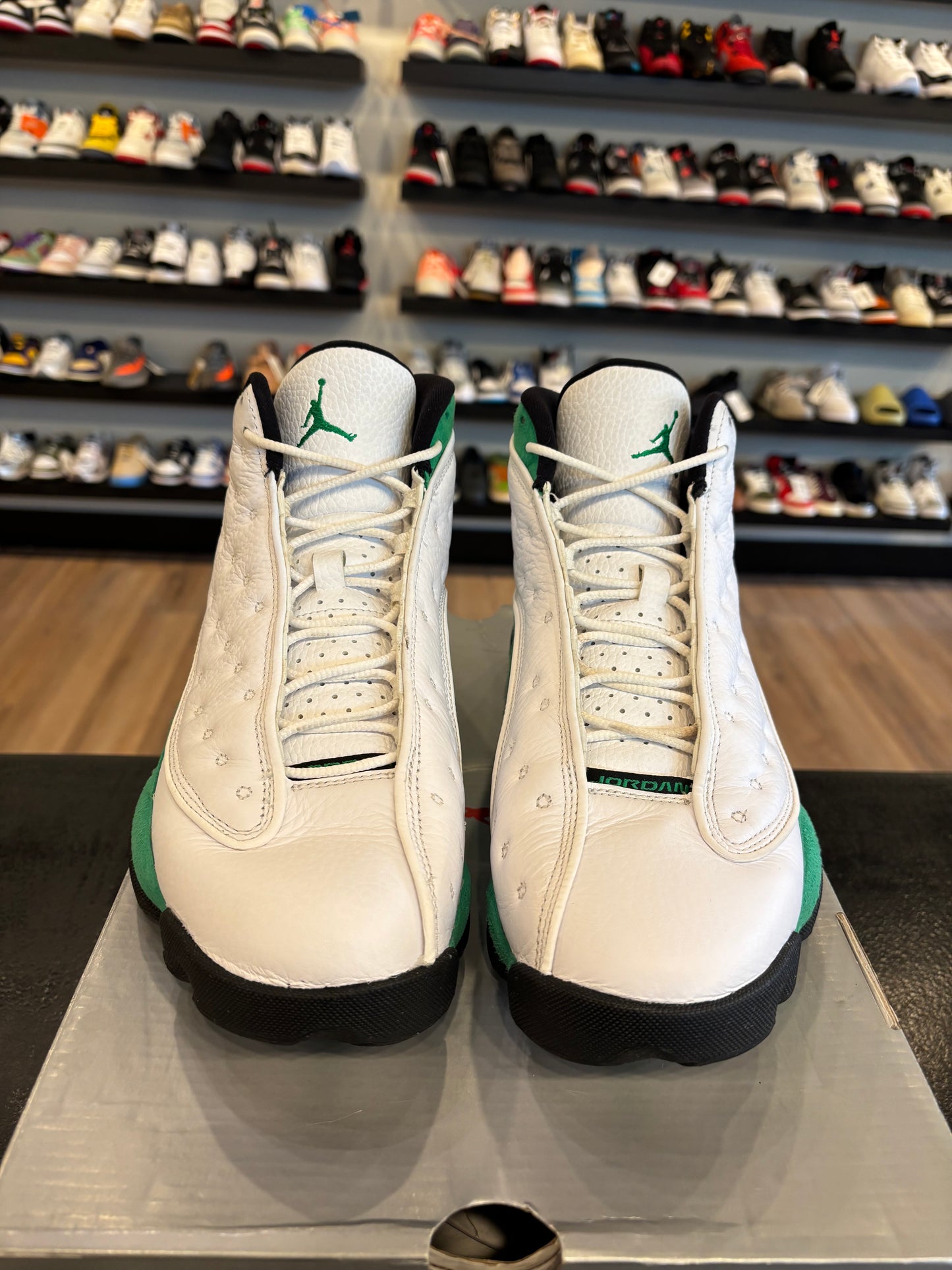 Jordan 13 Lucky Green Size 9.5 Pre-Owned
