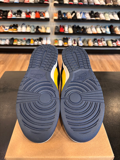 Nike Dunk Low Michigan Size 9 Pre-Owned (No Box)