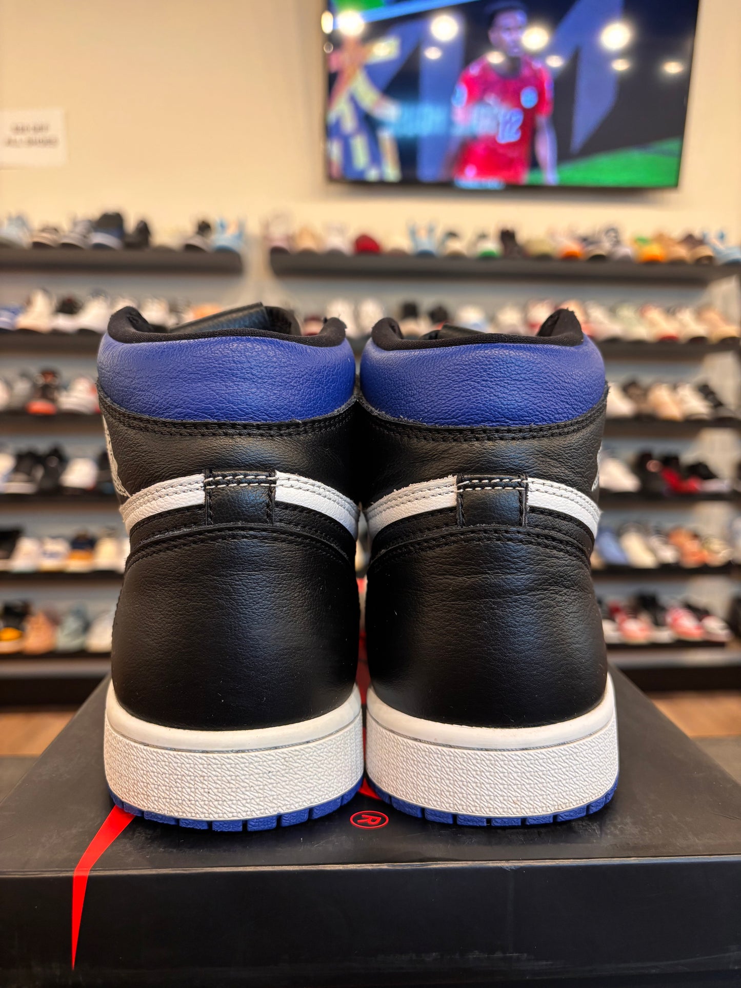 Jordan 1 Royal Toe Size 9 Pre-Owned